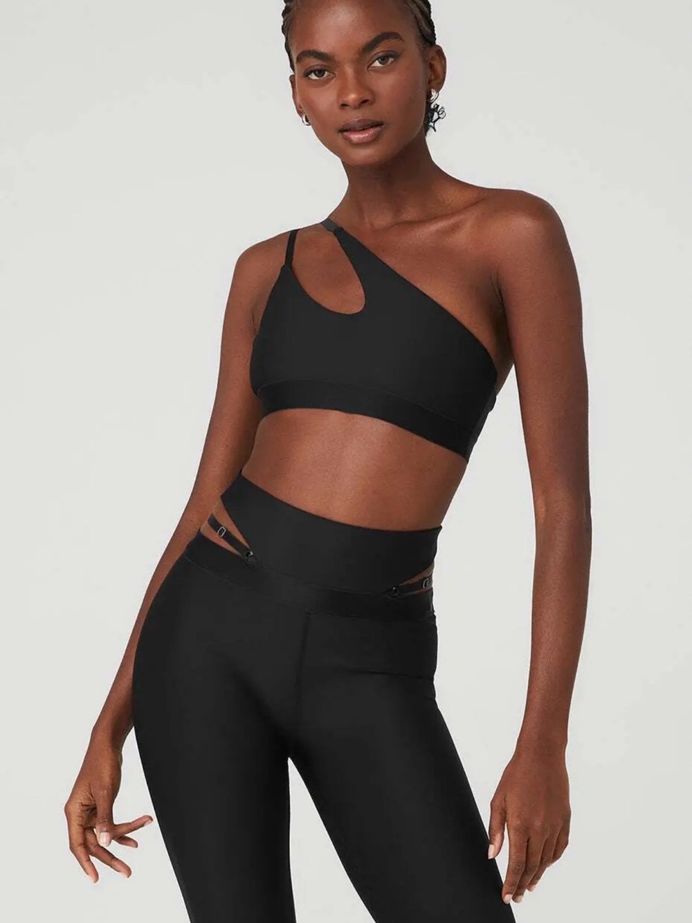 ALO Yoga One-Shoulder Cutout Sports Bra in Black